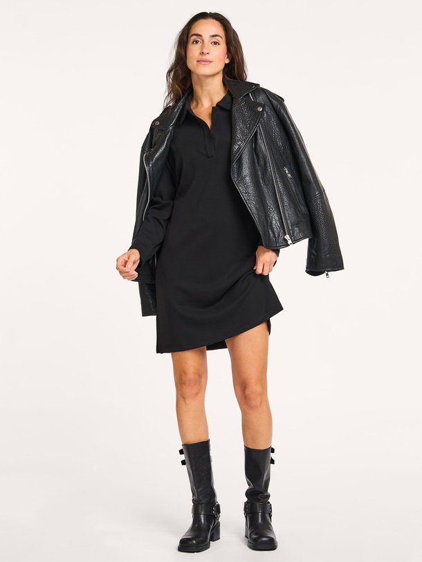 Ontdek de Helle modalmix polo jurk van My Essential Wardrobe in de kleur zwart bij Orangebag. Op werkdagen voor 21:45 besteld, morgen in huis.