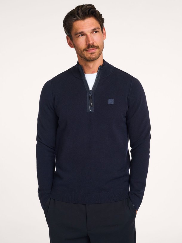 Ontdek de Clifden wolmix trui van Butcher of Blue in de kleur donkerblauw bij Orangebag. Op werkdagen voor 21:45 besteld, morgen in huis.