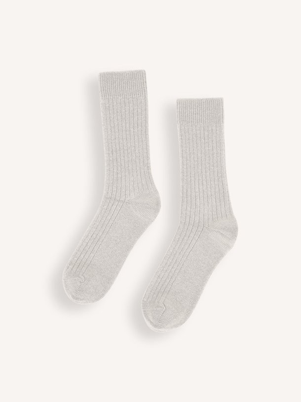 Ontdek de Wolmix rib sokken van Colorful Standard in de kleur off-white bij Orangebag. Op werkdagen voor 21:45 besteld, morgen in huis.