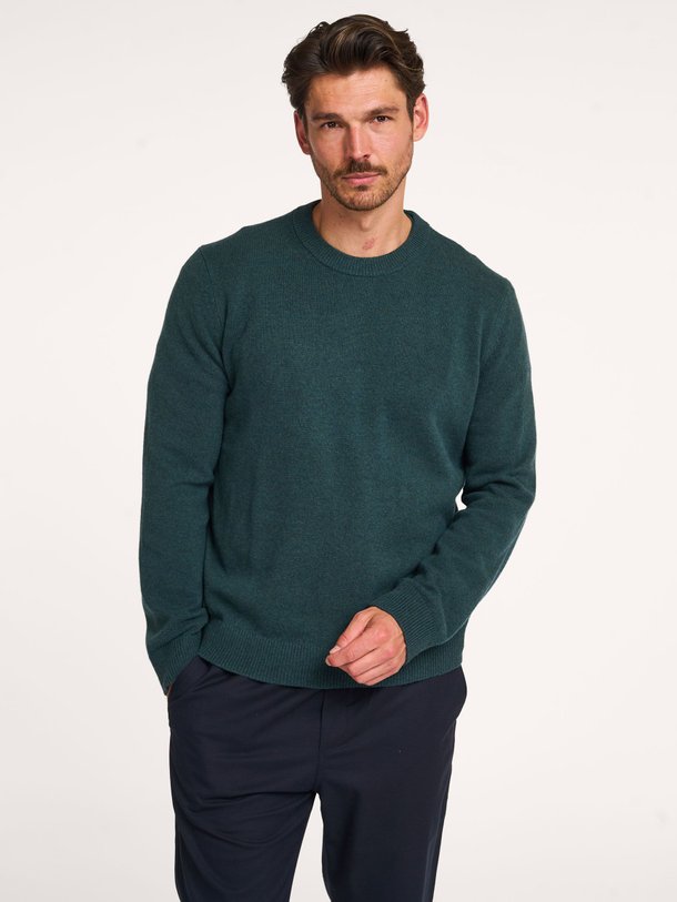 Ontdek de Isak merino wollen trui van Samsoe Samsoe in de kleur groen bij Orangebag. Op werkdagen voor 21:45 besteld, morgen in huis.