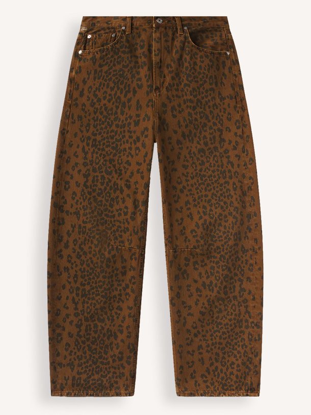 Ontdek de Miro mid waist barrel fit leopard jeans van Citizens of Humanity in de kleur bruin bij Orangebag. Op werkdagen voor 21:45 besteld, morgen in huis.