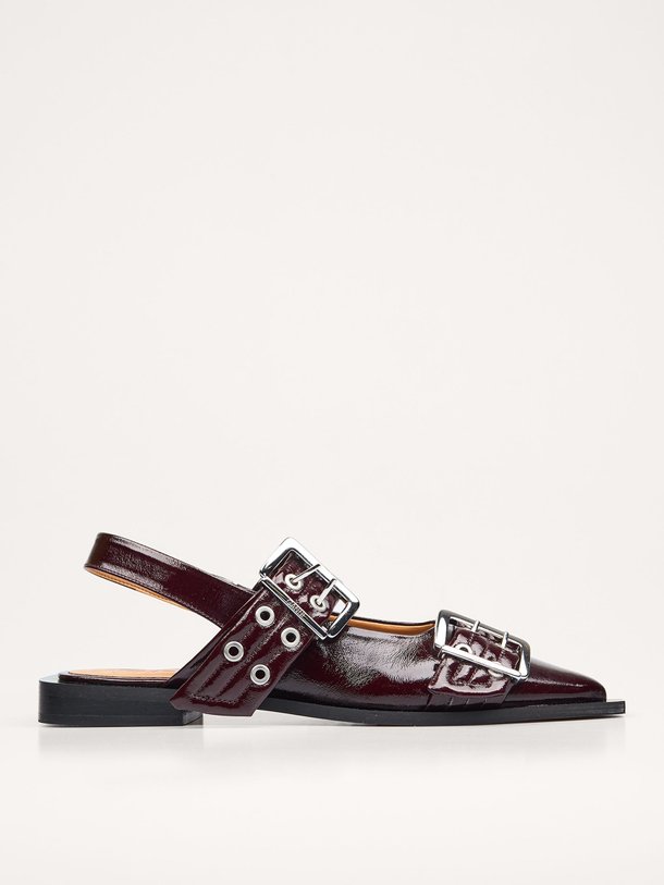 Ontdek de Slingbacks van Ganni in de kleur bordeauxrood bij Orangebag. Op werkdagen voor 21:45 besteld, morgen in huis.