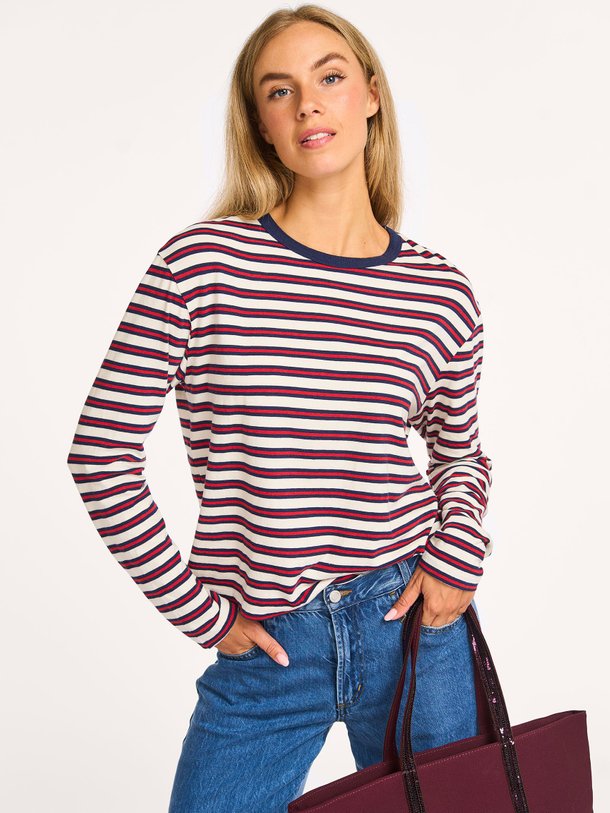 Ontdek de Terrance katoen gestreept longsleeve van Xirena in de kleur off-white bij Orangebag. Op werkdagen voor 21:45 besteld, morgen in huis.