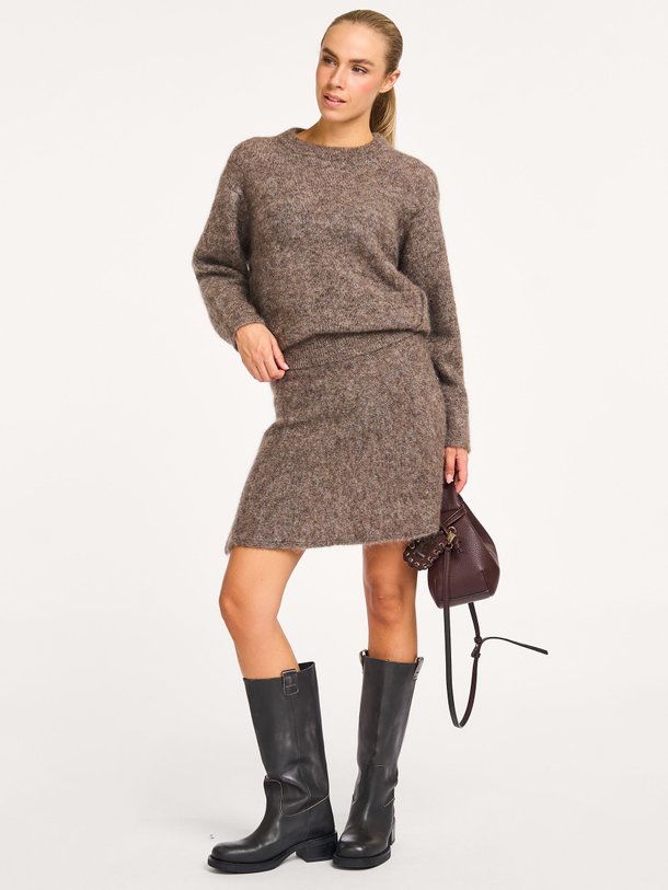 Ontdek de Emmalou mohairmix rok van Second Female in de kleur bruin bij Orangebag. Op werkdagen voor 21:45 besteld, morgen in huis.