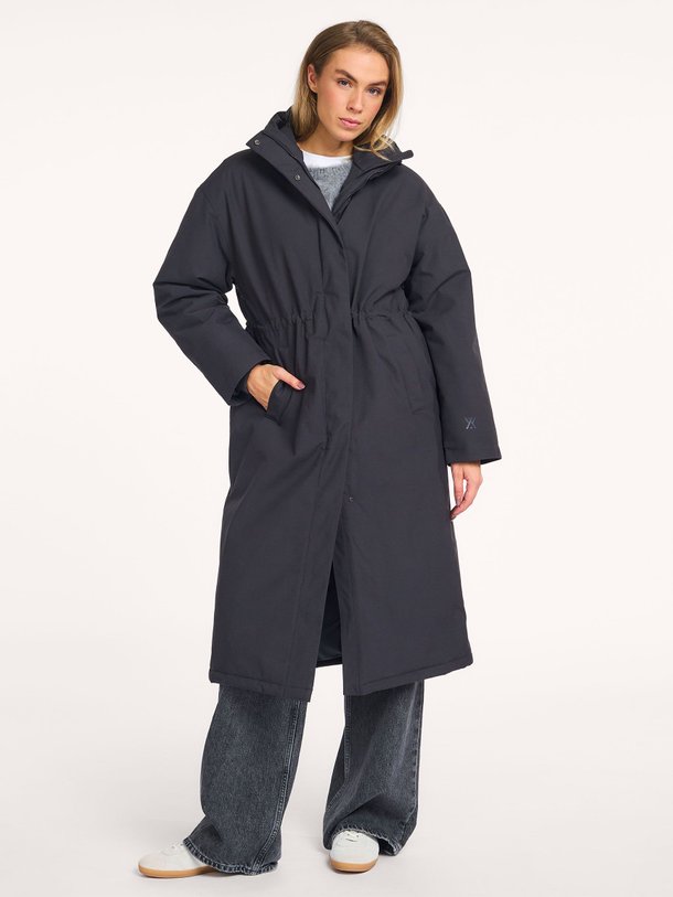 Ontdek de Roomy technische geweven parka van Welter Shelter in de kleur antraciet bij Orangebag. Op werkdagen voor 21:45 besteld, morgen in huis.