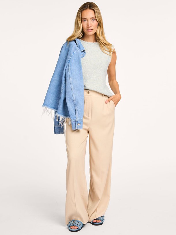 Ontdek de Norma linnenmix pantalon van Modstrom in de kleur zand bij Orangebag. Op werkdagen voor 21:45 besteld, morgen in huis.