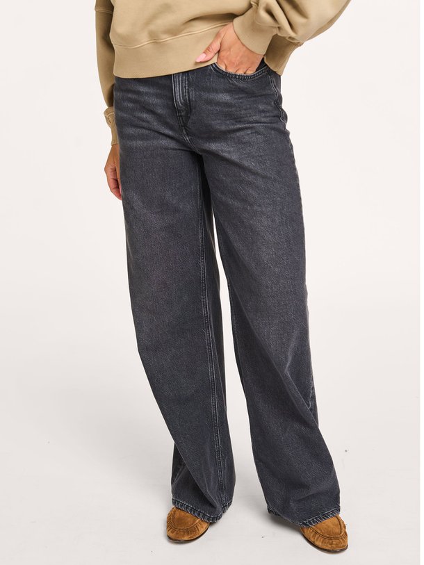 Ontdek de Flung high waist wide leg non-stretch jeans van Drykorn in de kleur donkergrijs bij Orangebag. Op werkdagen voor 21:45 besteld, morgen in huis.