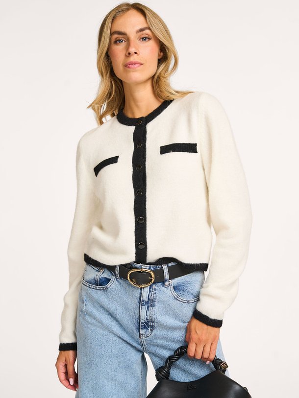 Ontdek de Alpha alpacamix vest van Gestuz in de kleur off-white bij Orangebag. Op werkdagen voor 21:45 besteld, morgen in huis.