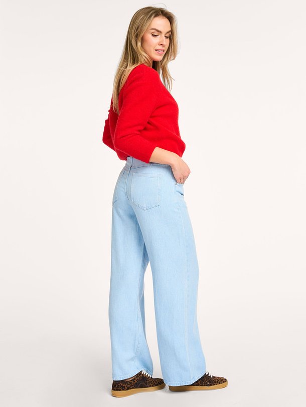 Second Female Irvin - High Waist Wide Leg Jeans - Lichtblauw Ontdek de Irvin high waist wide leg jeans van Second Female in de kleur lichtblauw bij Orangebag. Op werkdagen voor 21:45 besteld, morgen in huis.
