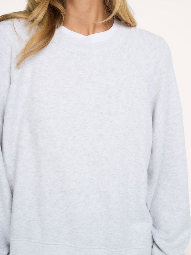 American Vintage Atubay - Katoenmix Gemêleerde Sweater - Lichtgrijs Ontdek de Atubay katoenmix gemêleerde sweater van American Vintage in de kleur lichtgrijs bij Orangebag. Op werkdagen voor 21:45 besteld, morgen in huis.