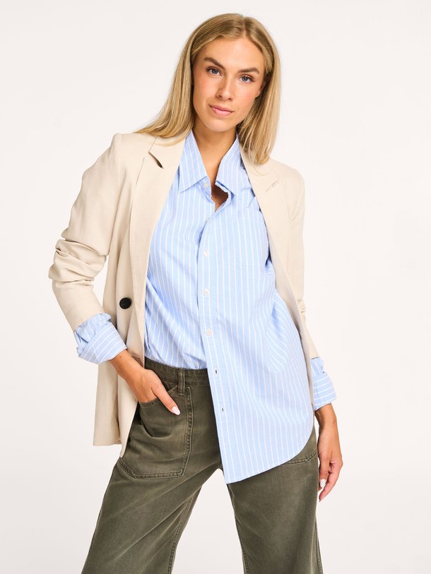 Ontdek de Katoenen gestreepte blouse van Denimist in de kleur lichtblauw bij Orangebag. Op werkdagen voor 21:45 besteld, morgen in huis.