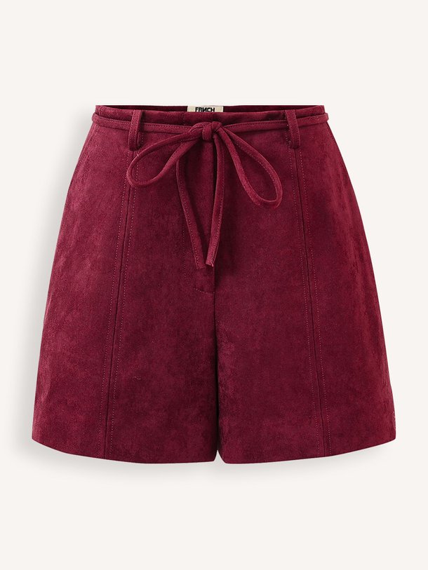 Ontdek de Suèdelook short van Frnch in de kleur bordeauxrood bij Orangebag. Op werkdagen voor 21:45 besteld, morgen in huis.