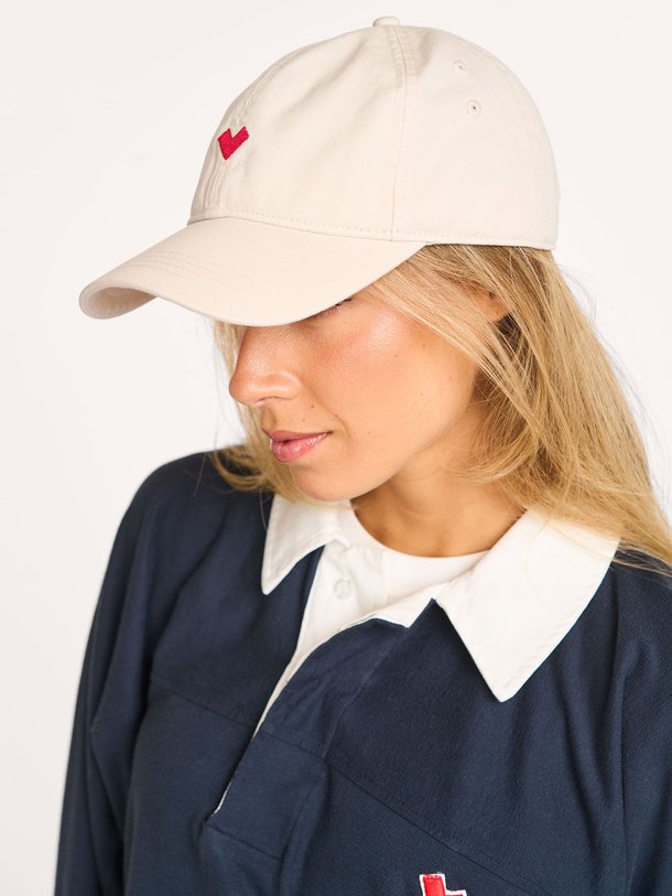 Ontdek de Dacor geweven pet met borduursel van Bellerose in de kleur off-white bij Orangebag. Op werkdagen voor 21:45 besteld, morgen in huis.