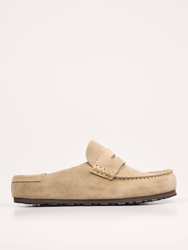 Ontdek de Naples suède instappers van Birkenstock in de kleur taupe bij Orangebag. Op werkdagen voor 21:45 besteld, morgen in huis.