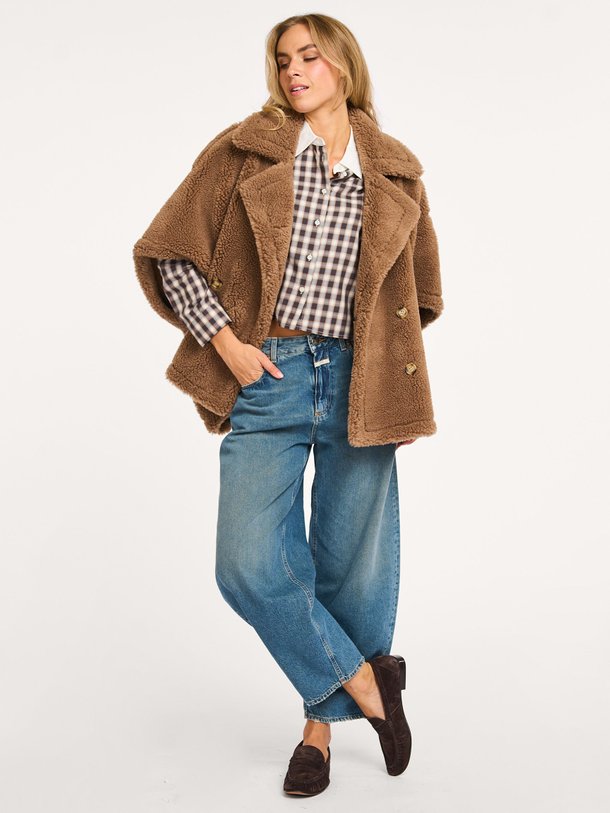 Ontdek de Jagger wolmix teddy jack van Alter Ego in de kleur camel bij Orangebag. Op werkdagen voor 21:45 besteld, morgen in huis.