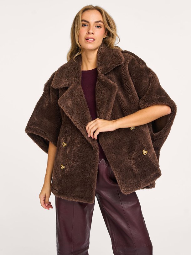 Ontdek de Jagger wolmix teddy jack van Alter Ego in de kleur donkerbruin bij Orangebag. Op werkdagen voor 21:45 besteld, morgen in huis.