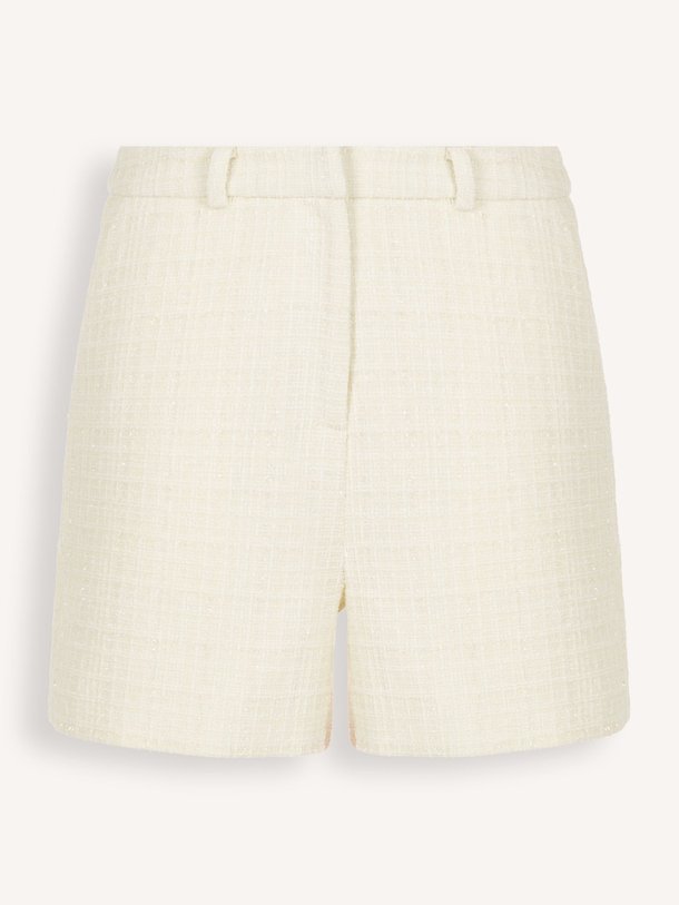 Ontdek de Plume geweven bouclé short van Freebird in de kleur off-white bij Orangebag. Op werkdagen voor 21:45 besteld, morgen in huis.