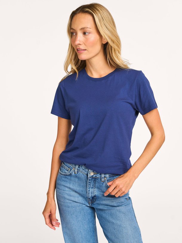 Ontdek de Organic cotton T-shirt van Colorful Standard in de kleur donkerblauw bij Orangebag. Op werkdagen voor 21:45 besteld, morgen in huis.