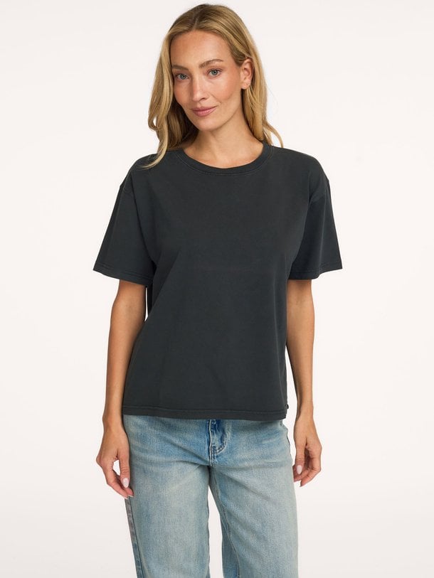 Ontdek de Fizvalley katoenen vintage look T-shirt van American Vintage in de kleur antraciet bij Orangebag. Op werkdagen voor 21:45 besteld, morgen in huis.