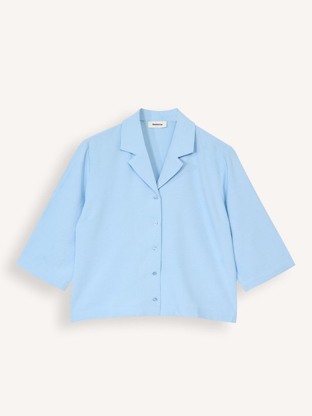 Ontdek de Aaliyah geweven blouse van Modstrom in de kleur lichtblauw bij Orangebag. Op werkdagen voor 21:45 besteld, morgen in huis.