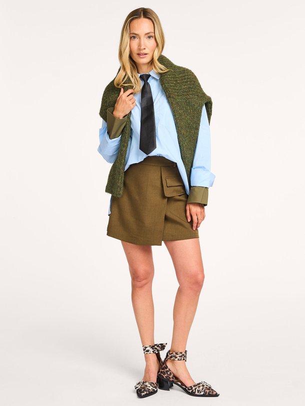 Ontdek de Luna geweven rok van Co'Couture in de kleur legergroen bij Orangebag. Op werkdagen voor 21:45 besteld, morgen in huis.