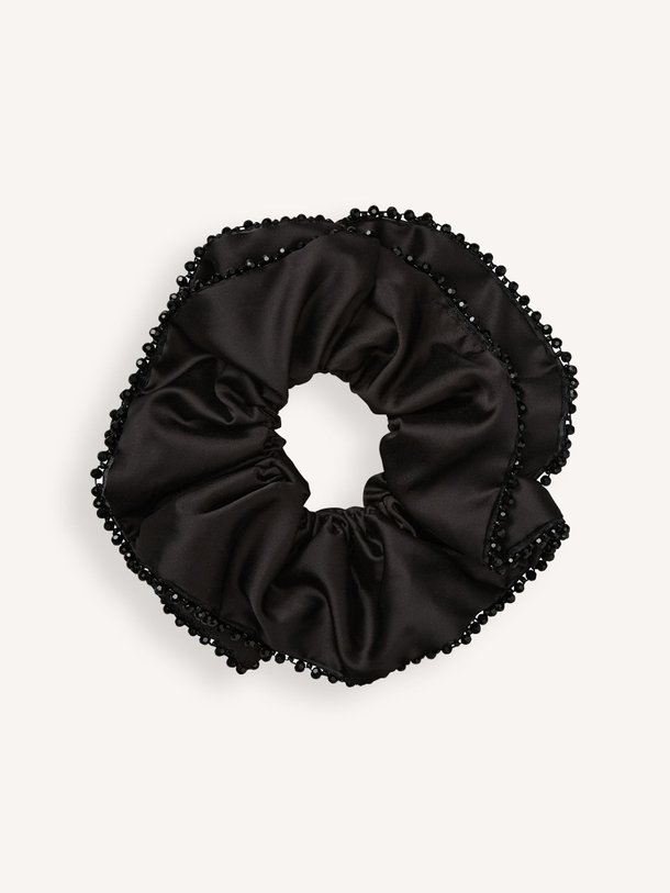 Ontdek de Luster geweven scrunchie van Becksondergaard in de kleur zwart bij Orangebag. Op werkdagen voor 21:45 besteld, morgen in huis.