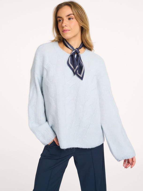 Ontdek de Alpacamix kabeltrui van Yaya in de kleur lichtblauw bij Orangebag. Op werkdagen voor 21:45 besteld, morgen in huis.