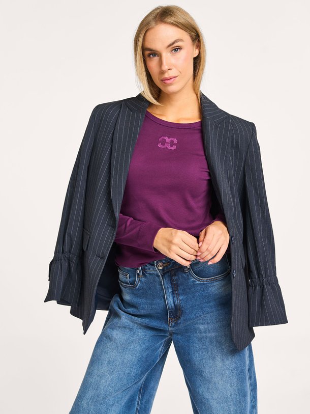 Ontdek de Granny organic cotton logo longsleeve van Co'Couture in de kleur paars bij Orangebag. Op werkdagen voor 21:45 besteld, morgen in huis.