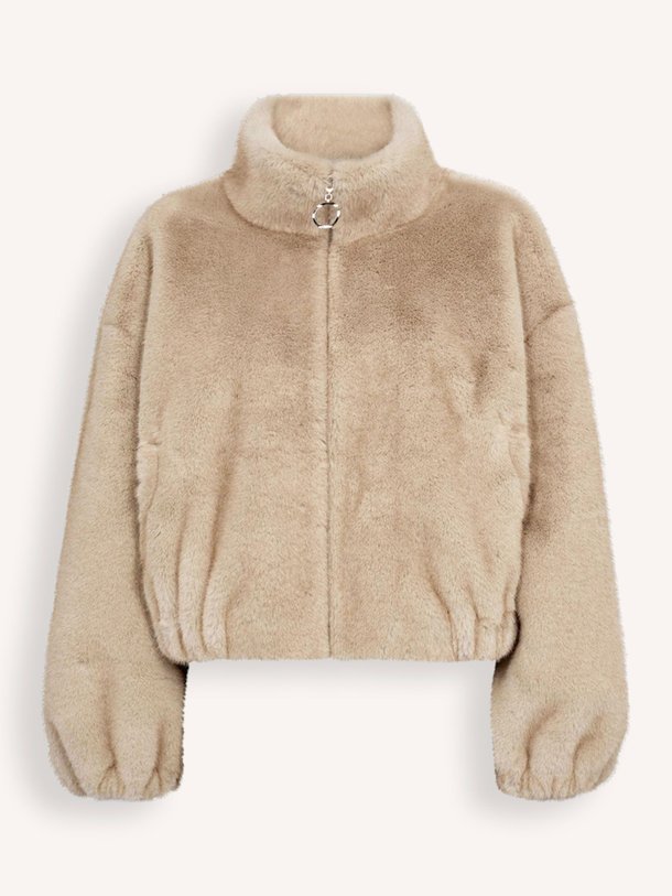 Co'Couture Fera - Geweven Faux Fur Jack - Lichtbruin Ontdek de Fera geweven faux fur jack van Co'Couture in de kleur lichtbruin bij Orangebag. Op werkdagen voor 21:45 besteld, morgen in huis.