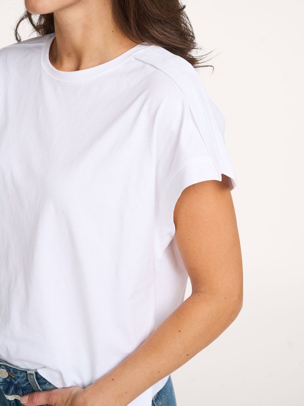 Ontdek de Tadao katoenen T-shirt van Sessun in de kleur wit bij Orangebag. Op werkdagen voor 21:45 besteld, morgen in huis.
