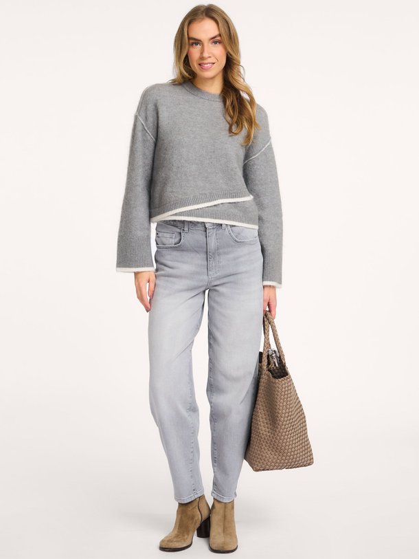 Ontdek de High waist barrel fit jeans van Yaya in de kleur grijs bij Orangebag. Op werkdagen voor 21:45 besteld, morgen in huis.