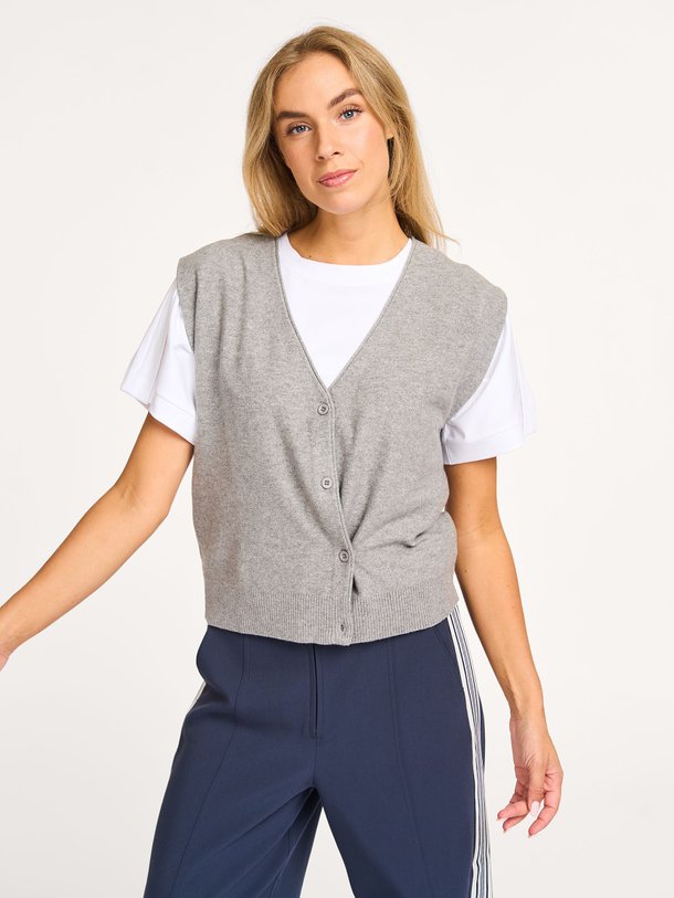 Ontdek de Katoenmix gemêleerd vest van Yaya in de kleur grijs bij Orangebag. Op werkdagen voor 21:45 besteld, morgen in huis.