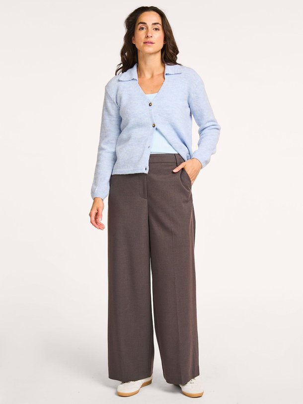 Ontdek de Primrose viscosemix pantalon van Modstrom in de kleur donkergrijs bij Orangebag. Op werkdagen voor 21:45 besteld, morgen in huis.