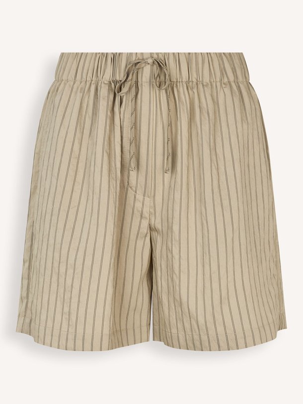 Ontdek de Noland viscosemix short met gestreept dessin van Modstrom in de kleur beige bij Orangebag. Op werkdagen voor 21:45 besteld, morgen in huis.