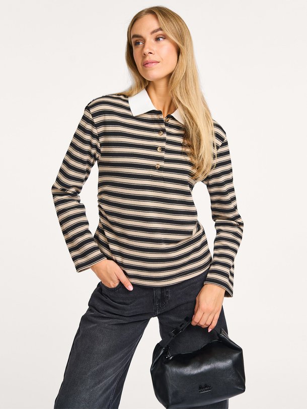 Ontdek de Trinny katoenmix polo top van Modstrom in de kleur beige bij Orangebag. Op werkdagen voor 21:45 besteld, morgen in huis.