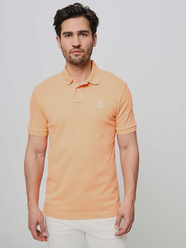 Ontdek de Passenger katoenmix piqué polo van Boss in de kleur oranje bij Orangebag. Op werkdagen voor 21:45 besteld, morgen in huis.