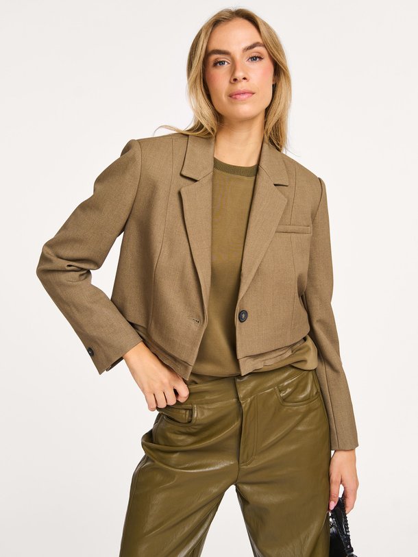 Ontdek de Viscosemix cropped blazer van Yaya in de kleur groen/bruin bij Orangebag. Op werkdagen voor 21:45 besteld, morgen in huis.