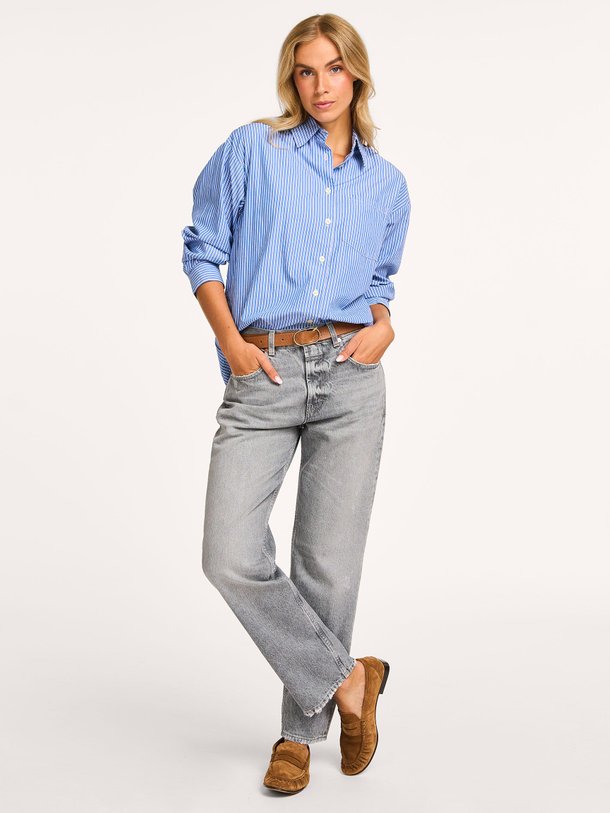 Ontdek de Jonta mid waist straight fit non-stretch jeans van Closed in de kleur grijs bij Orangebag. Op werkdagen voor 21:45 besteld, morgen in huis.