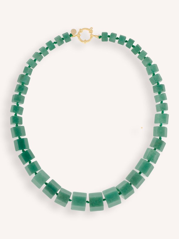 Ontdek de Vergulde halsketting met kralen van Ellen Beekmans in de kleur groen bij Orangebag. Op werkdagen voor 21:45 besteld, morgen in huis.