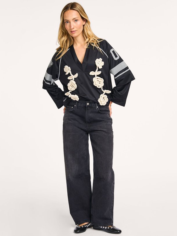 Ontdek de Jersey top met print van Ganni in de kleur zwart bij Orangebag. Op werkdagen voor 21:45 besteld, morgen in huis.