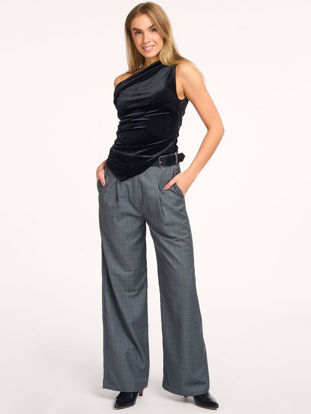 Ontdek de Cros viscosemix geruite pantalon van Karen By Simonsen in de kleur grijs bij Orangebag. Op werkdagen voor 21:45 besteld, morgen in huis.