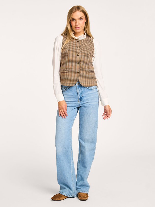 Ontdek de Fie heavy travel jersey geruit gilet van Studio Anneloes in de kleur camel bij Orangebag. Op werkdagen voor 21:45 besteld, morgen in huis.