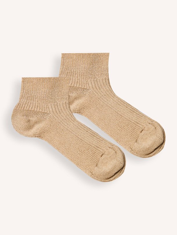 Ontdek de Bapi viscosemix lurex sokken van Bellerose in de kleur beige bij Orangebag. Op werkdagen voor 21:45 besteld, morgen in huis.