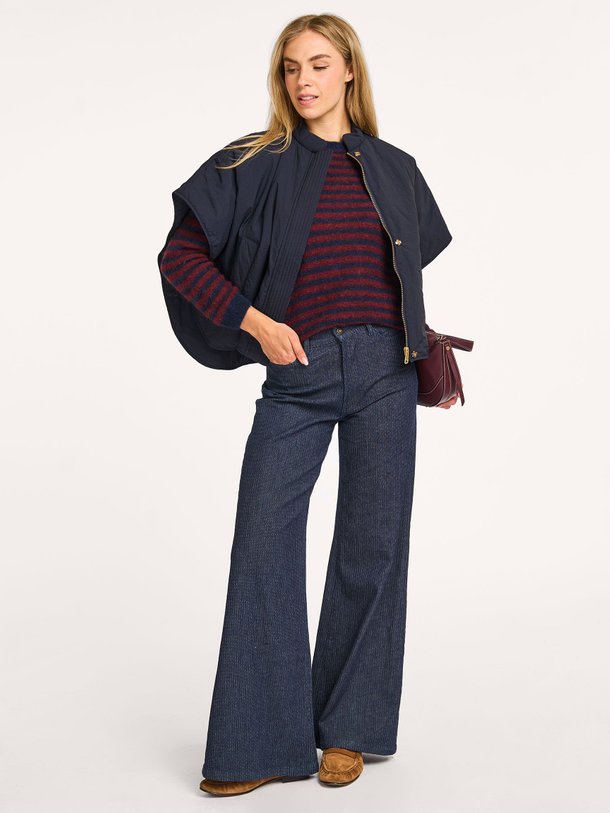 Ontdek de Oscar geweven jack van By-Bar in de kleur donkerblauw bij Orangebag. Op werkdagen voor 21:45 besteld, morgen in huis.