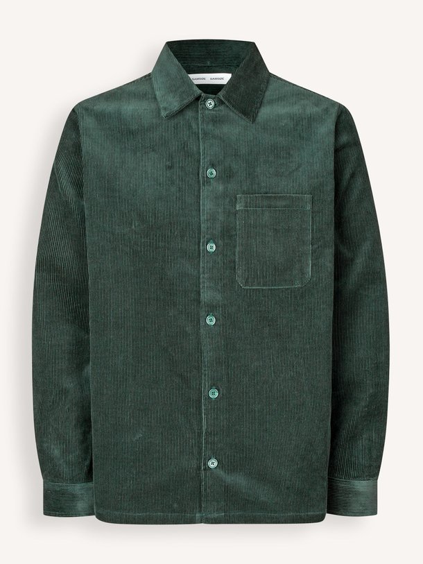 Ontdek de Sadamon organic cotton ribcord overshirt van Samsoe Samsoe in de kleur groen bij Orangebag. Op werkdagen voor 21:45 besteld, morgen in huis.