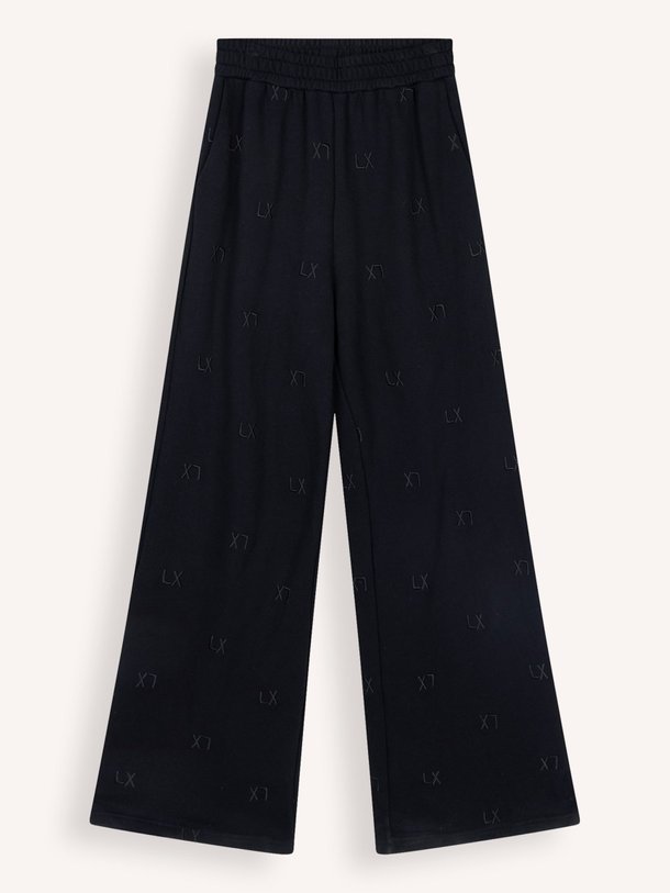 Ontdek de Katoenen joggingbroek met borduursel van Alix The Label in de kleur zwart bij Orangebag. Op werkdagen voor 21:45 besteld, morgen in huis.
