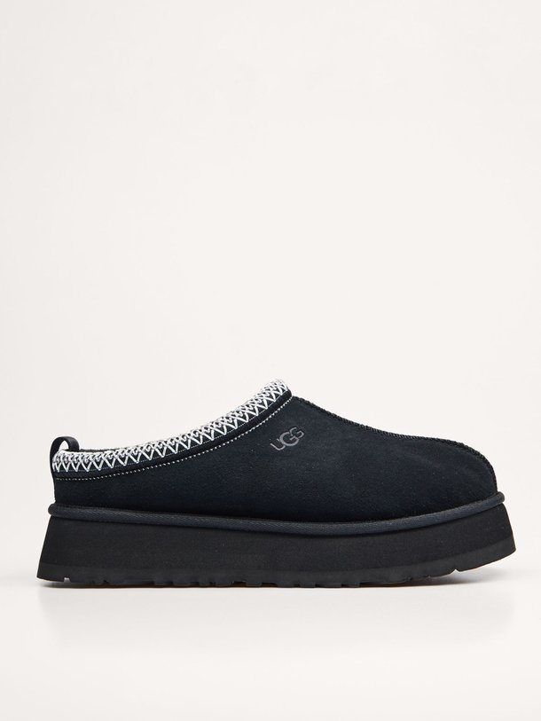 Ontdek de Tazz suède instappers van Ugg in de kleur zwart bij Orangebag. Op werkdagen voor 21:45 besteld, morgen in huis.