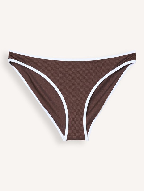 Ontdek de Beach Bound Hipster Pant van Seafolly in de kleur bruin bij Orangebag. Op werkdagen voor 21:45 besteld, morgen in huis.