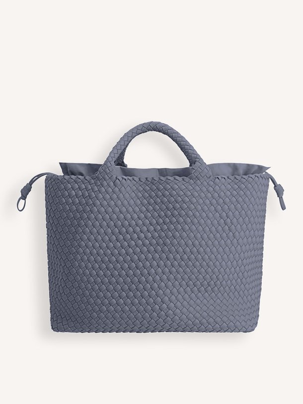 Ontdek de Gevlochten handtas large van Marrea in de kleur blauwgrijs bij Orangebag. Op werkdagen voor 21:45 besteld, morgen in huis.