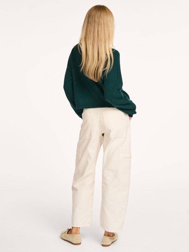 Ontdek de Raxow wolmix trui van American Vintage in de kleur donkergroen bij Orangebag. Op werkdagen voor 21:45 besteld, morgen in huis.